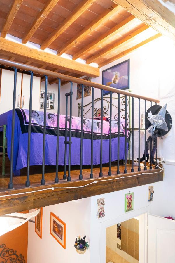 Le Streghe Rooms E Art,Centralissimo Con Garage Su Richiesta Livorno Eksteriør billede